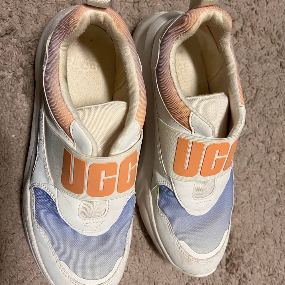 UGG sneakers size 6.5